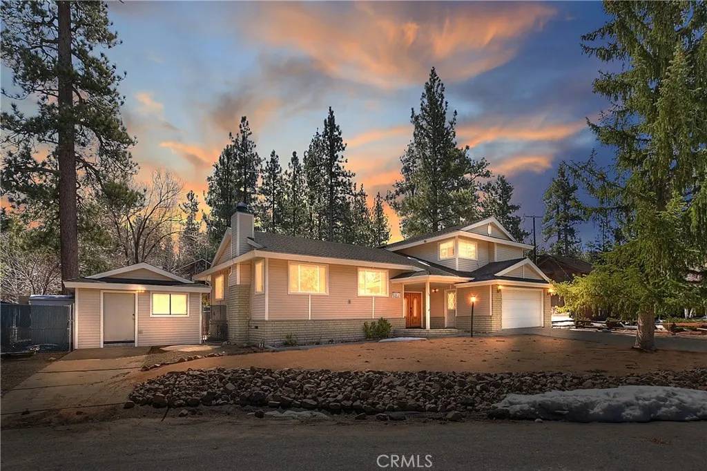 Big Bear Lake, CA 92315,279 Bluebird Court
