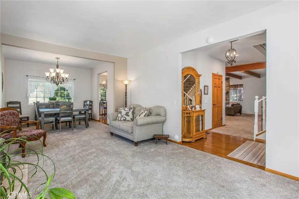 Angelus Oaks, CA 92305,6180 Cedar Avenue
