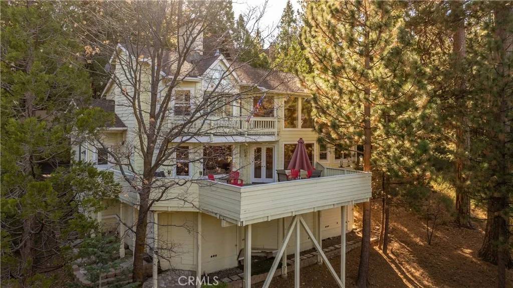 Lake Arrowhead, CA 92352,180 Grass Valley Road #20