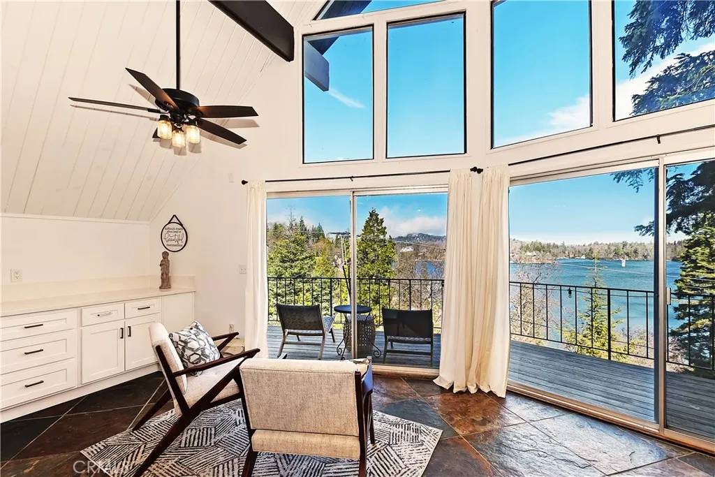 Lake Arrowhead, CA 92352,28919 Palisades Drive