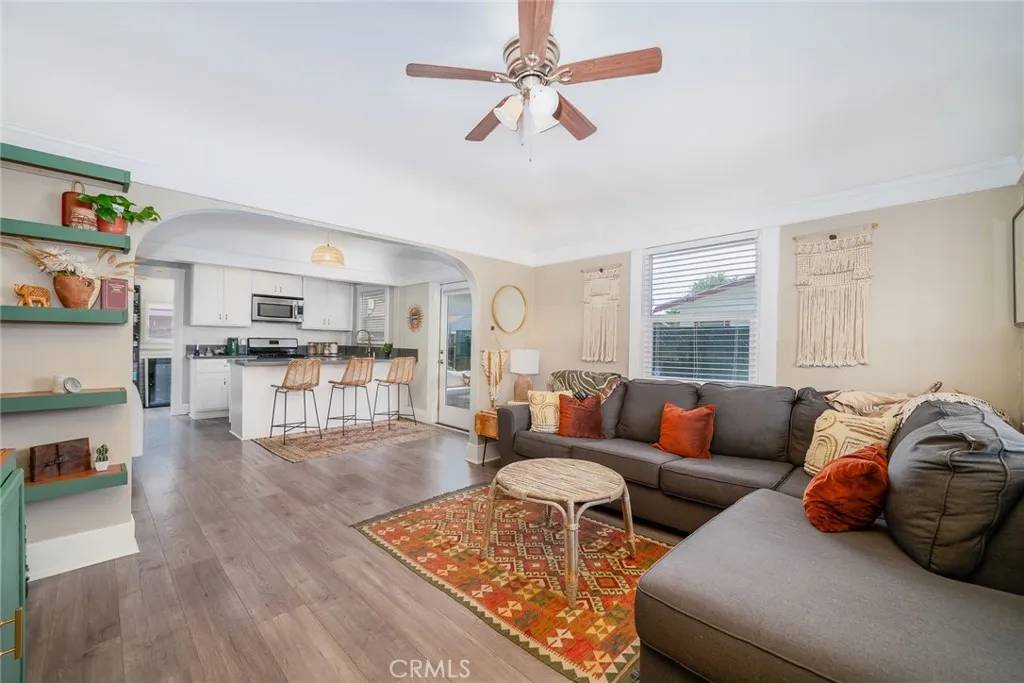 San Diego, CA 92104,3669 Orange Avenue