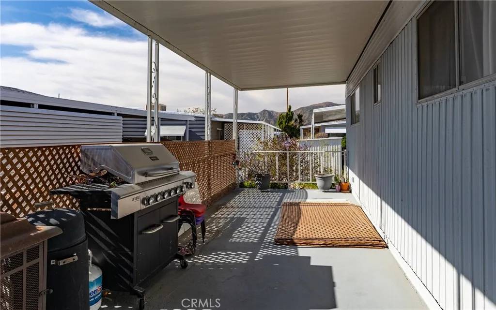 Yucaipa, CA 92399,11050 Bryant #177