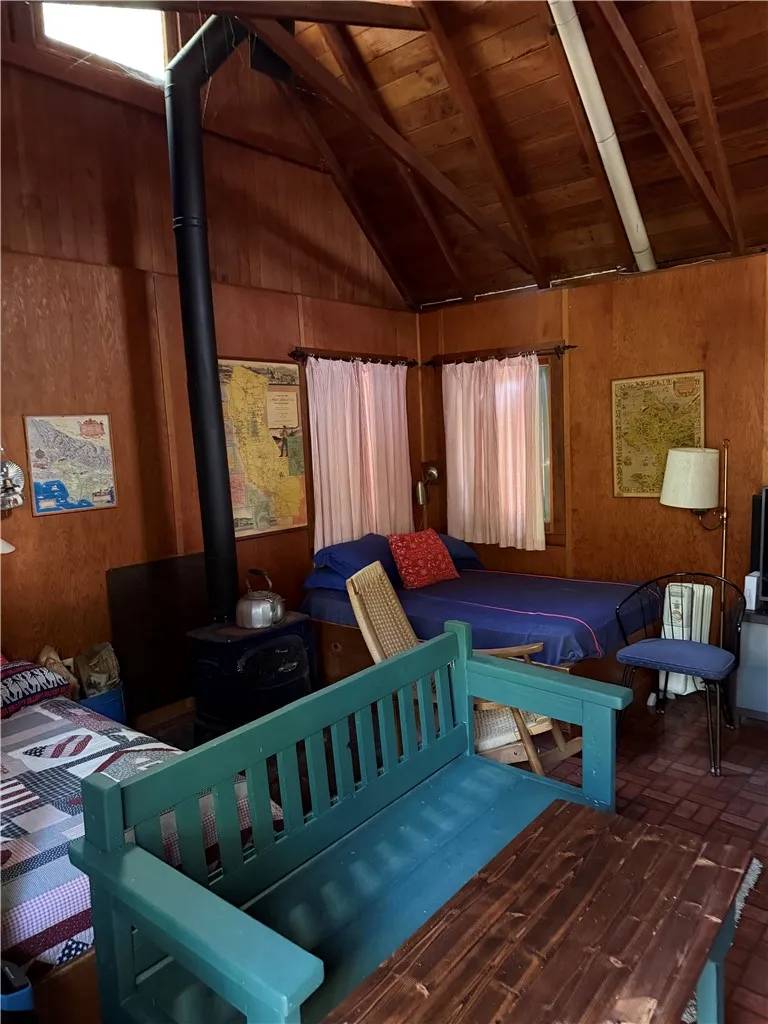 Angelus Oaks, CA 92305,7 Barton Flats Road