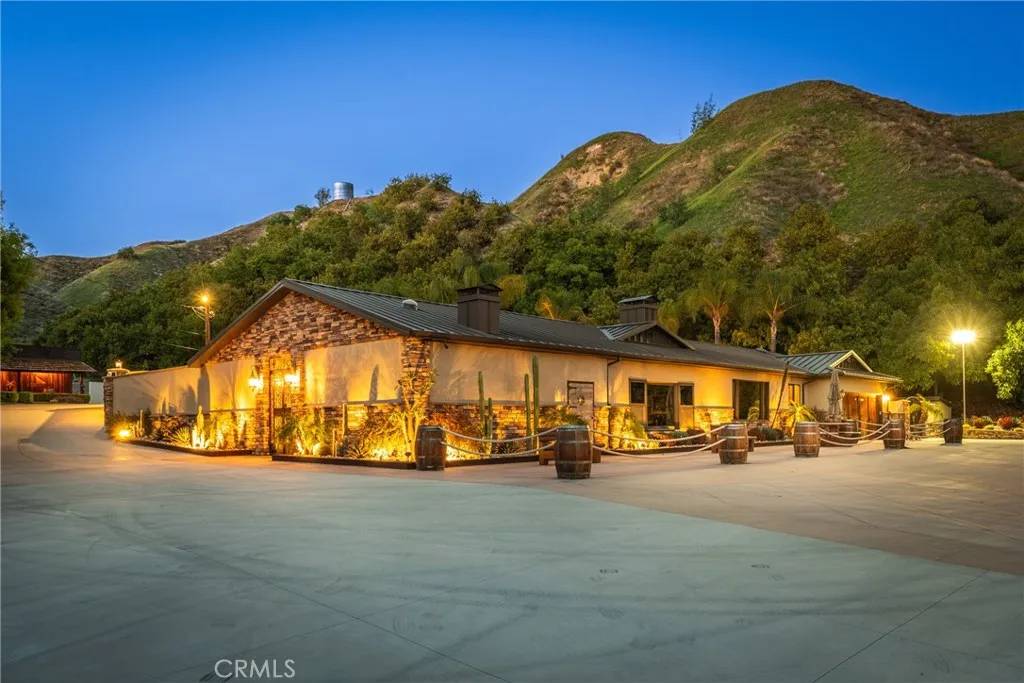 Redlands, CA 92373,30452 Live Oak Canyon Road