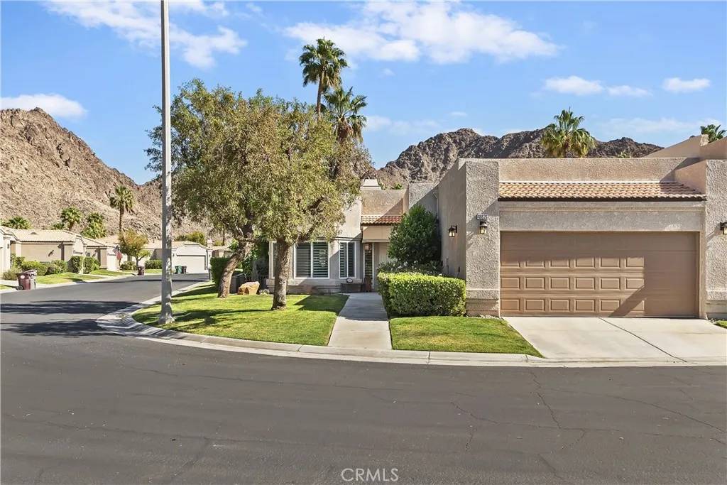La Quinta, CA 92253,48626 Vista Tierra