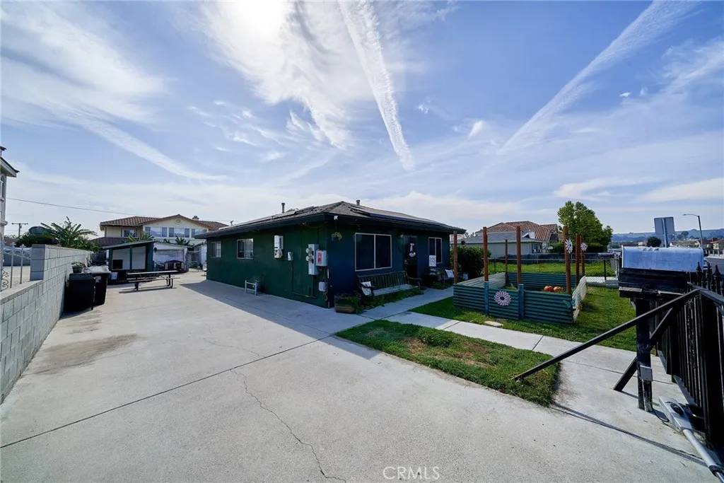 Monterey Park, CA 91755,224 N Orange Avenue