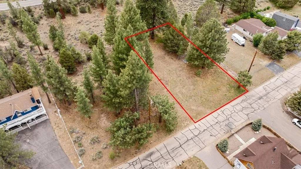 Big Bear City, CA 92314,46861 Skyview