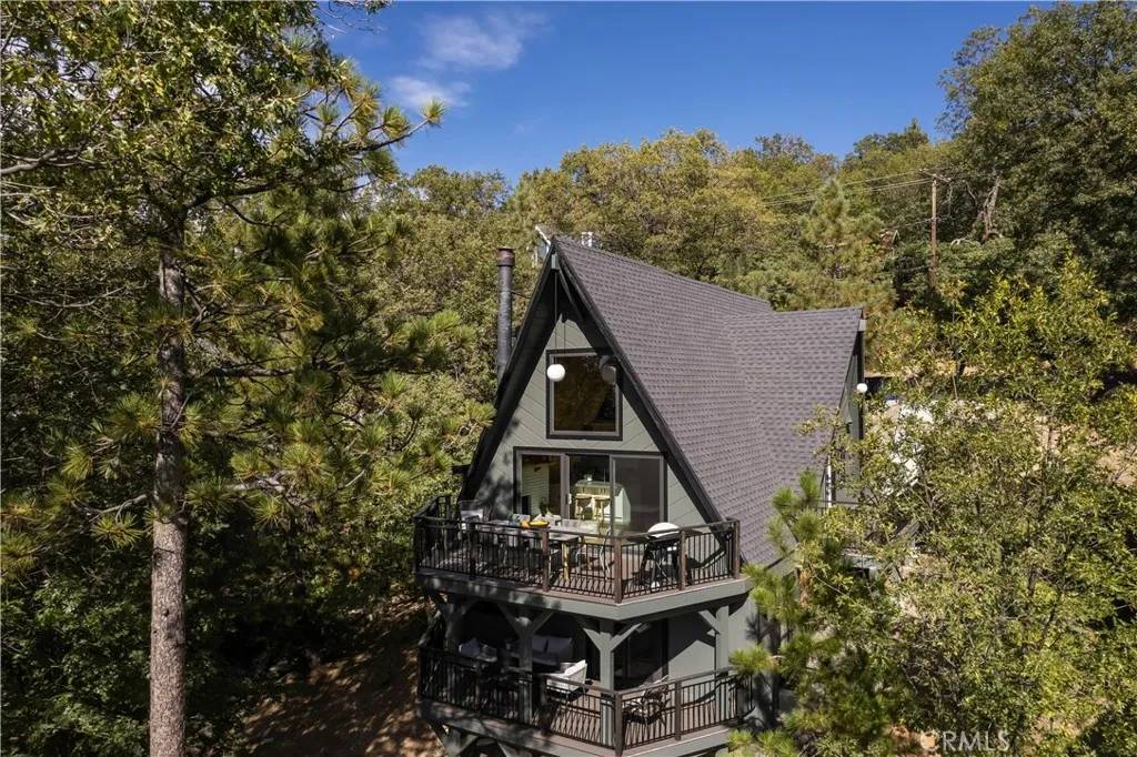 Lake Arrowhead, CA 92352,1340 Yosemite Drive