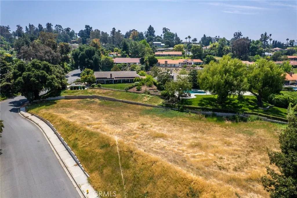 Redlands, CA 92373,0 Sunnyside
