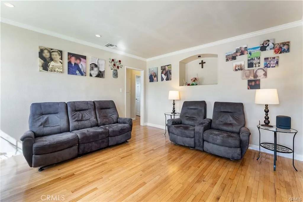 West Covina, CA 91791,2517 E Walnut Creek