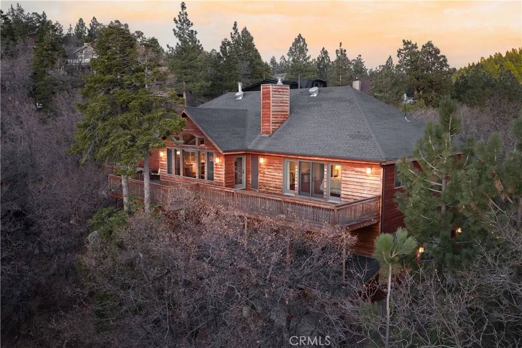 Big Bear Lake, CA 92315,43674 Yosemite Drive
