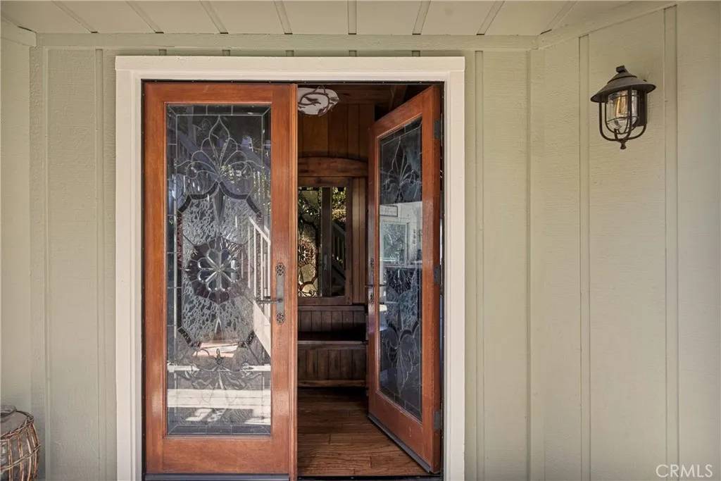 Lake Arrowhead, CA 92352,28834 Zion Drive