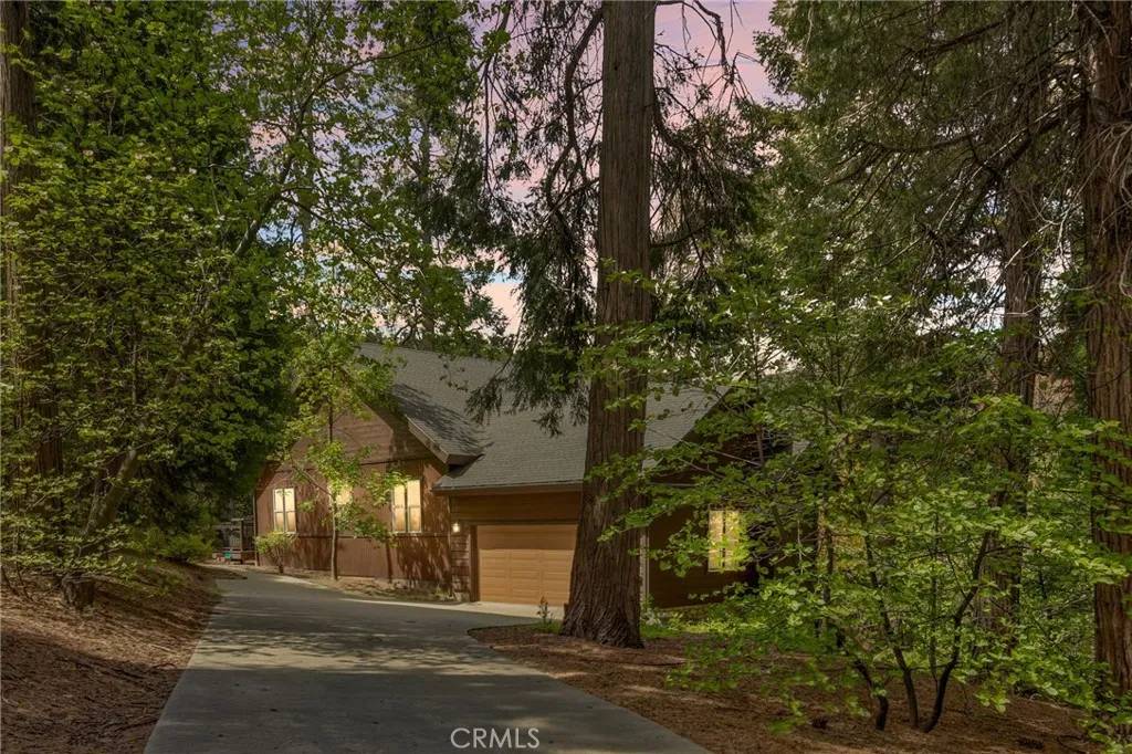 Blue Jay, CA 92317,523 Dogwood Canyon Road