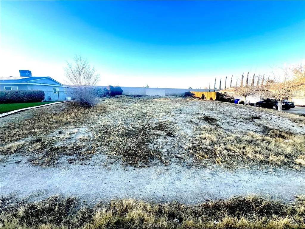 Victorville, CA 92395,0 La Paz
