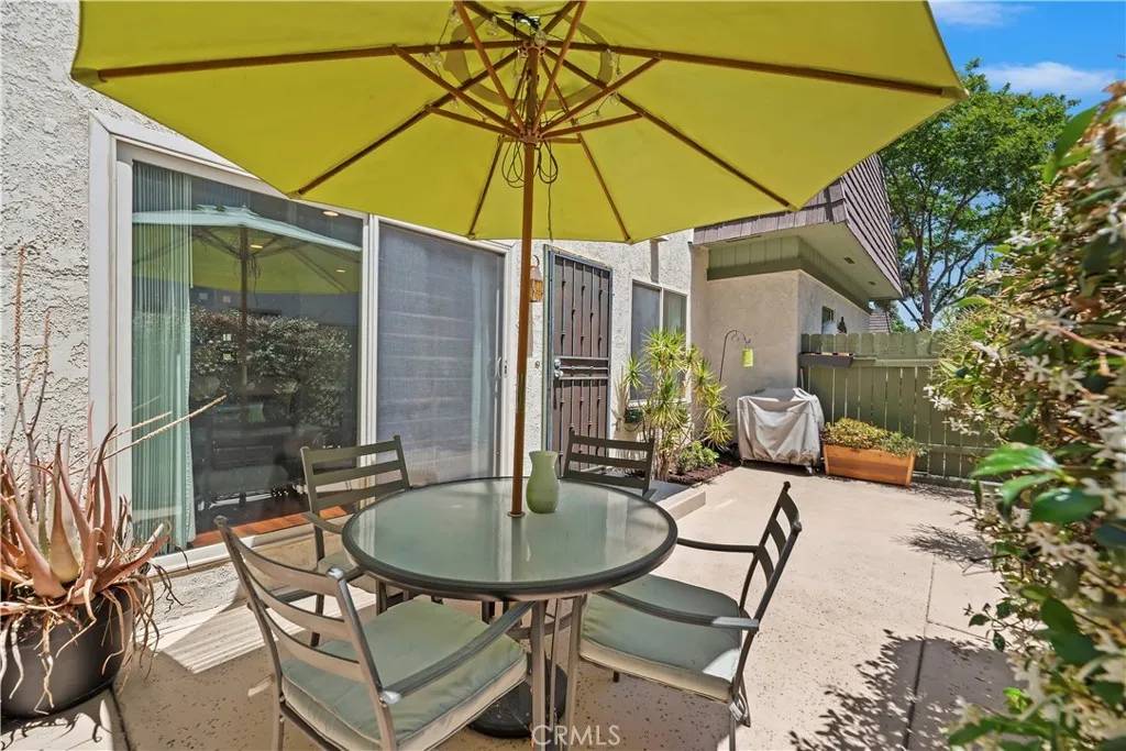 Anaheim, CA 92806,419 N Alice Way #B