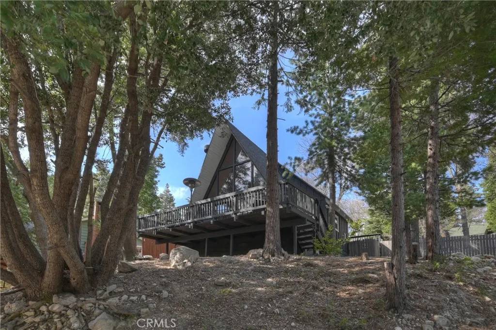 Twin Peaks, CA 92391,380 Cedarbrook Drive