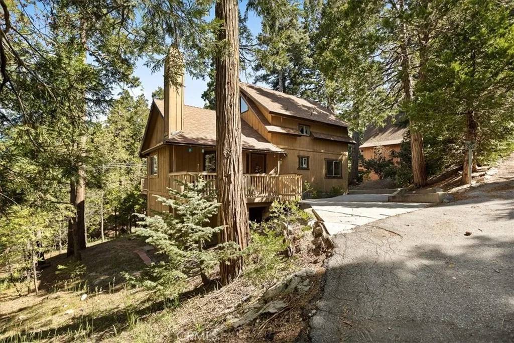 Lake Arrowhead, CA 92317,267 Pioneer Road