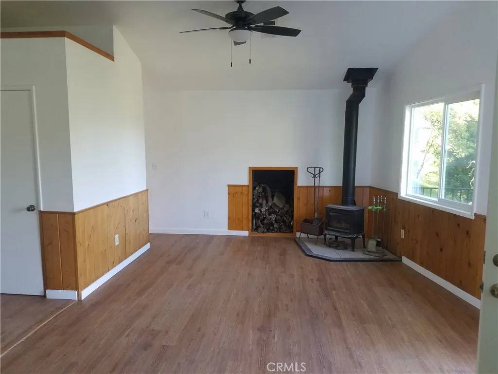 Cedarpines Park, CA 92322,587 Spring Drive