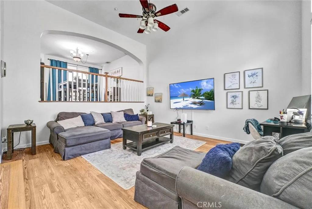 Corona, CA 92883,4440 Owens Street #104