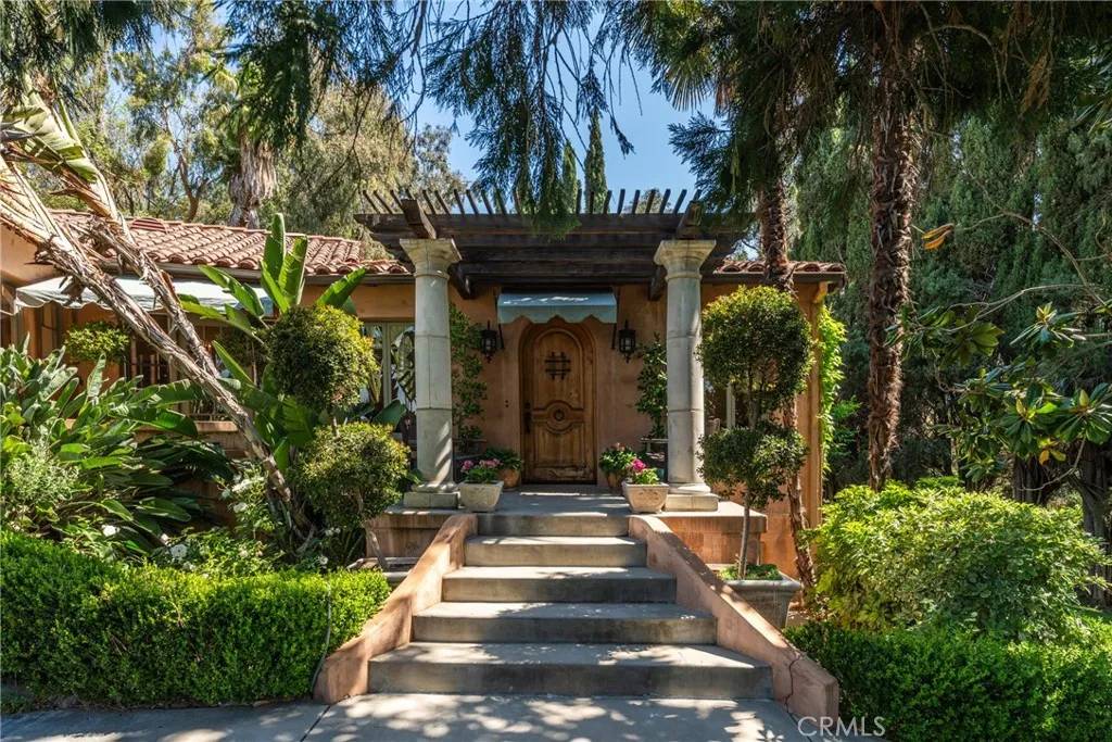 San Bernardino, CA 92405,3492 Circle Road