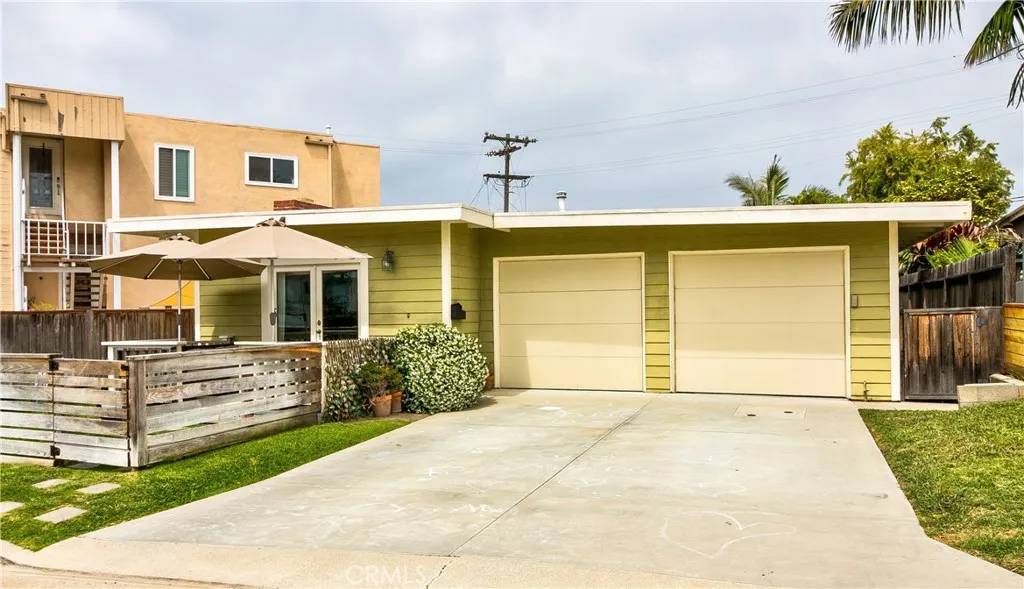 San Clemente, CA 92672,236 W Mariposa