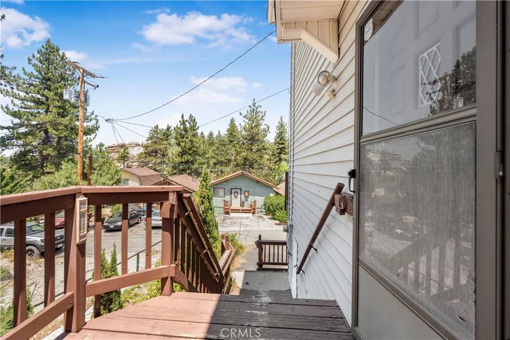 Running Springs, CA 92382,33355 Carlock Drive