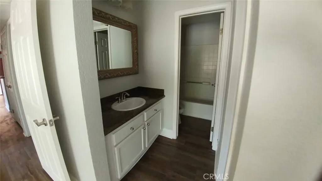 Corona, CA 92882,2400 Del Mar Way #206