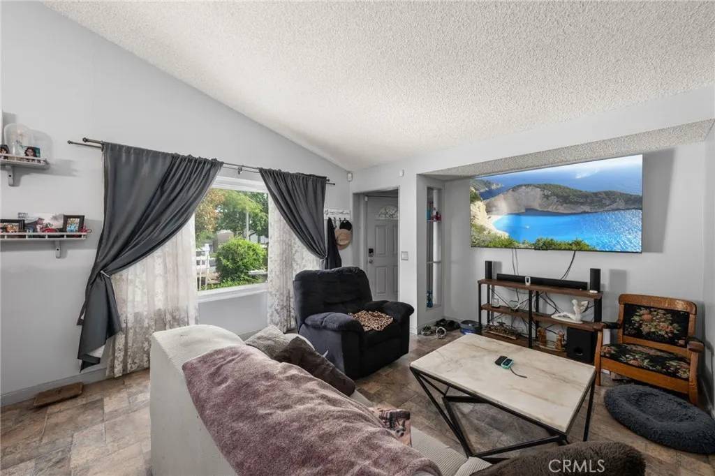 Rancho Cucamonga, CA 91739,12325 Bellflower Court