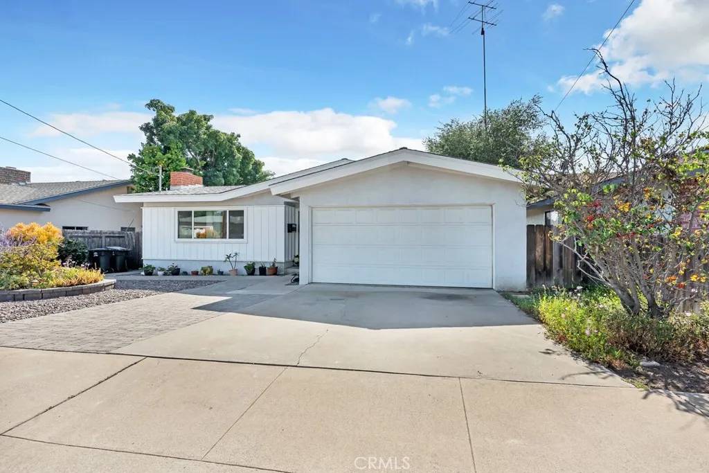 La Mesa, CA 91942,4760 73rd Street
