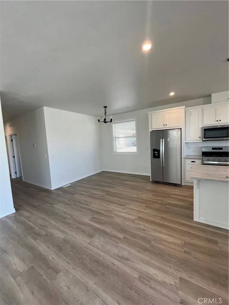 Corona, CA 92881,1550 Rimpau #42
