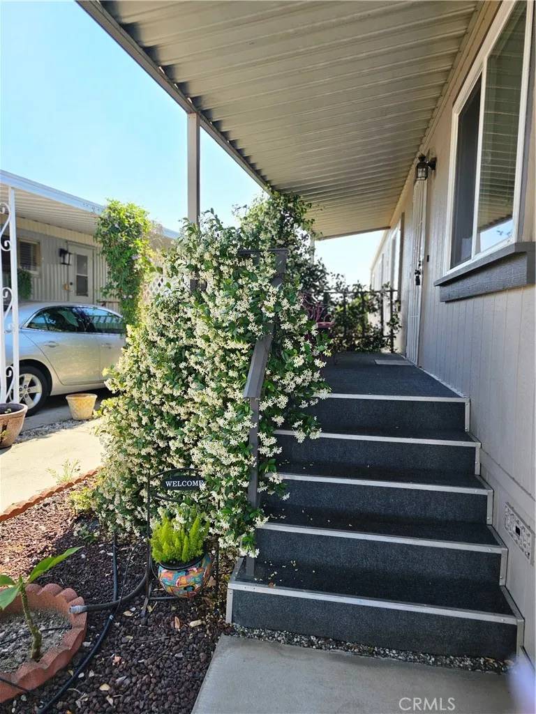 Redlands, CA 92374,626 N Dearborn #74