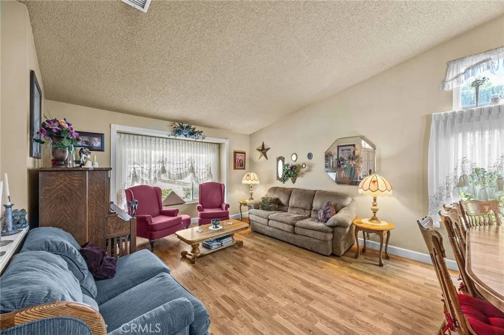Riverside, CA 92504,17477 Owl Tree Road