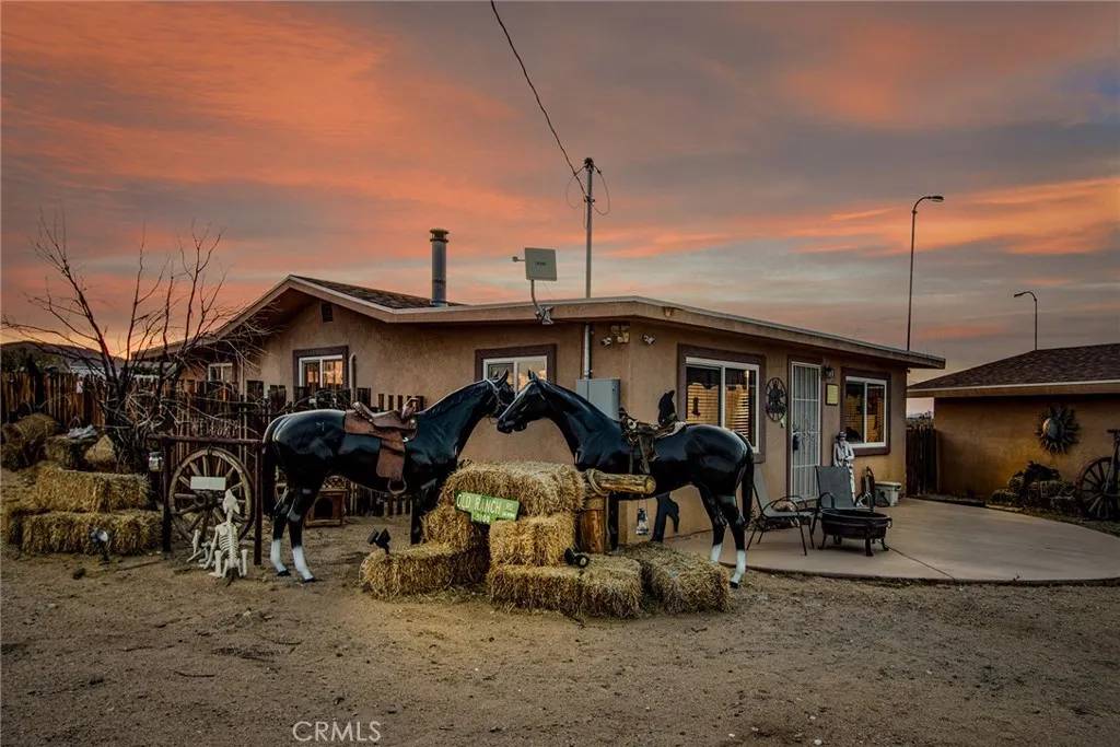 Landers, CA 92285,1910 Artesia Avenue