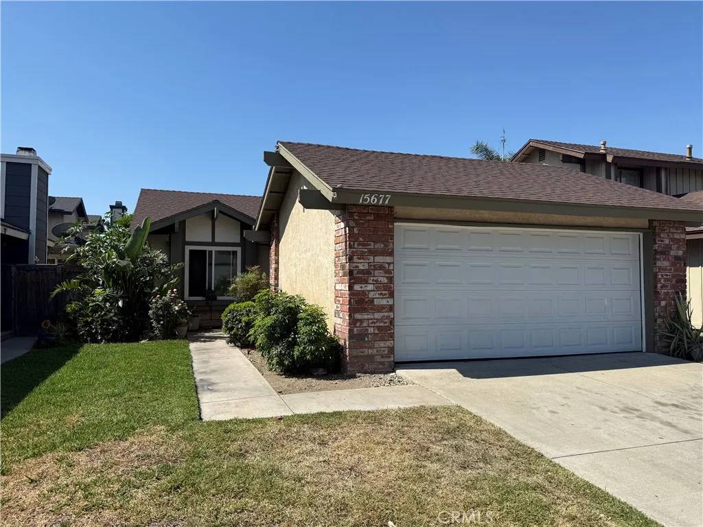 Fontana, CA 92336,15677 Barbee Street