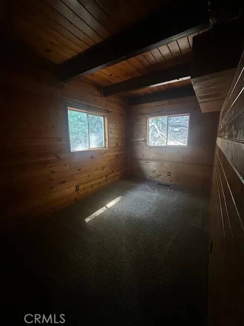 Crestline, CA 92325,24027 Lakeview Drive