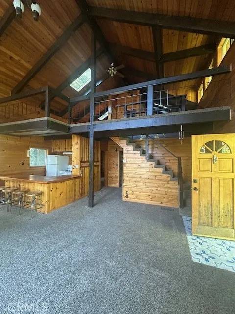 Crestline, CA 92325,24027 Lakeview Drive