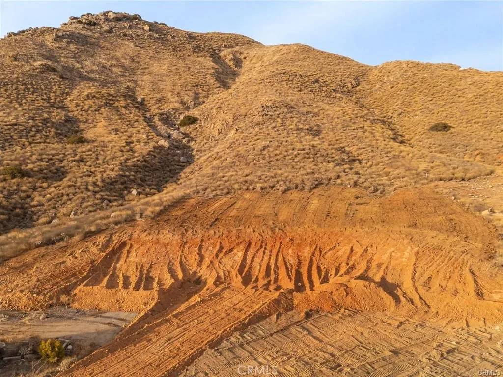 Lake Elsinore, CA 92530,0 Love