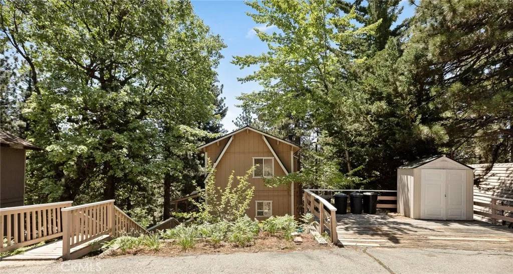 Running Springs, CA 92382,30909 Summit Drive