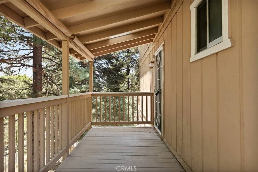 Running Springs, CA 92382,30909 Summit Drive