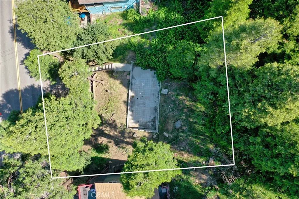 Crestline, CA 92325,785 Fern