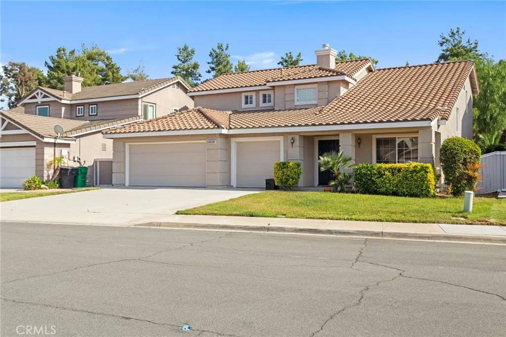 Corona, CA 92883,13613 Glen Canyon Drive