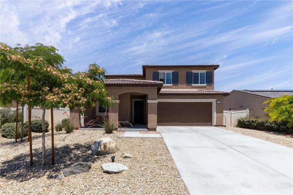 Adelanto, CA 92301,10582 Pampas Court