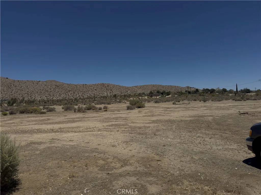 Yucca Valley, CA 92284,5951320 Sunland Dr.