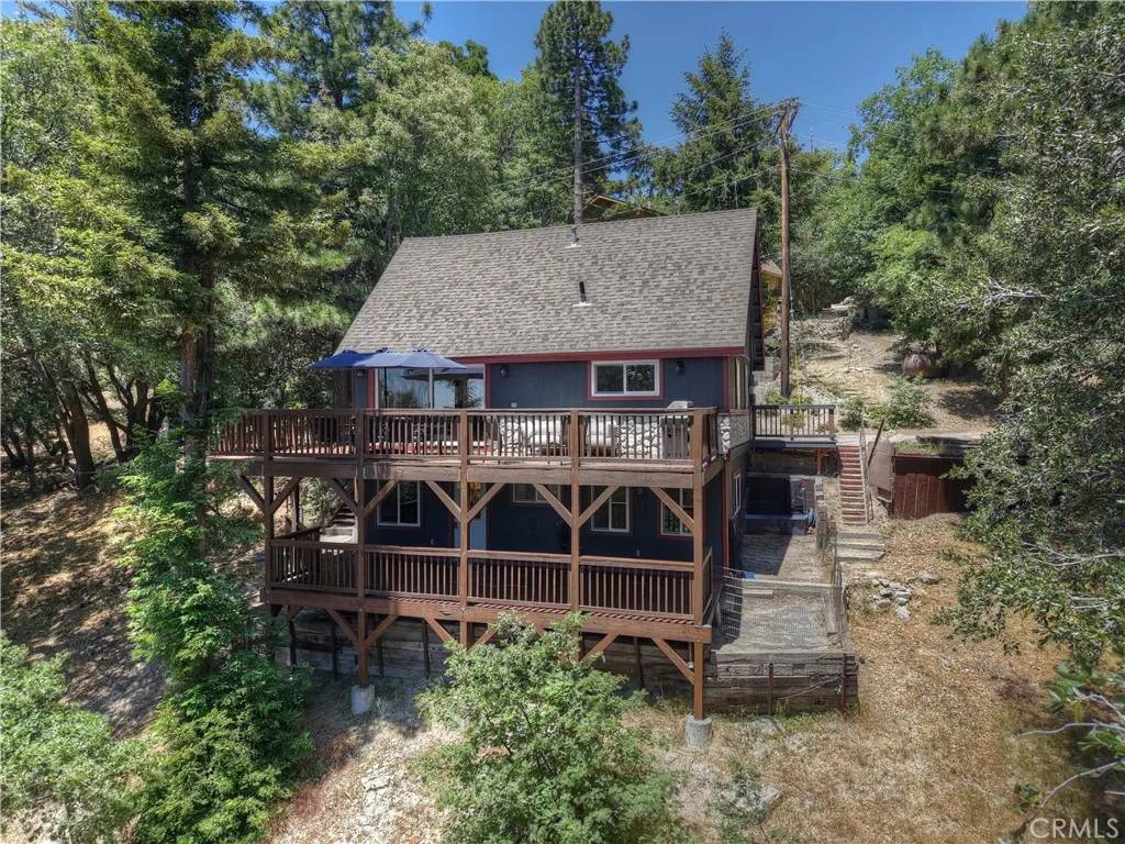 Twin Peaks, CA 92391,582 Sunset View Road