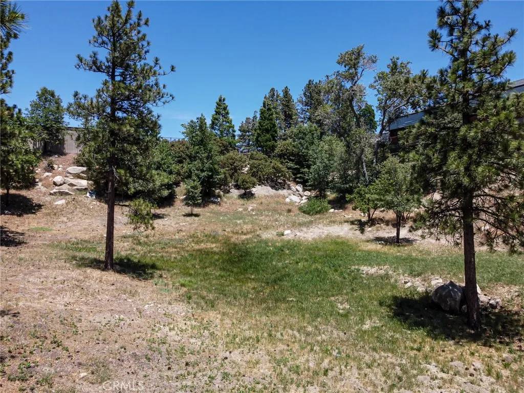 Lake Arrowhead, CA 92352,0 Halifax