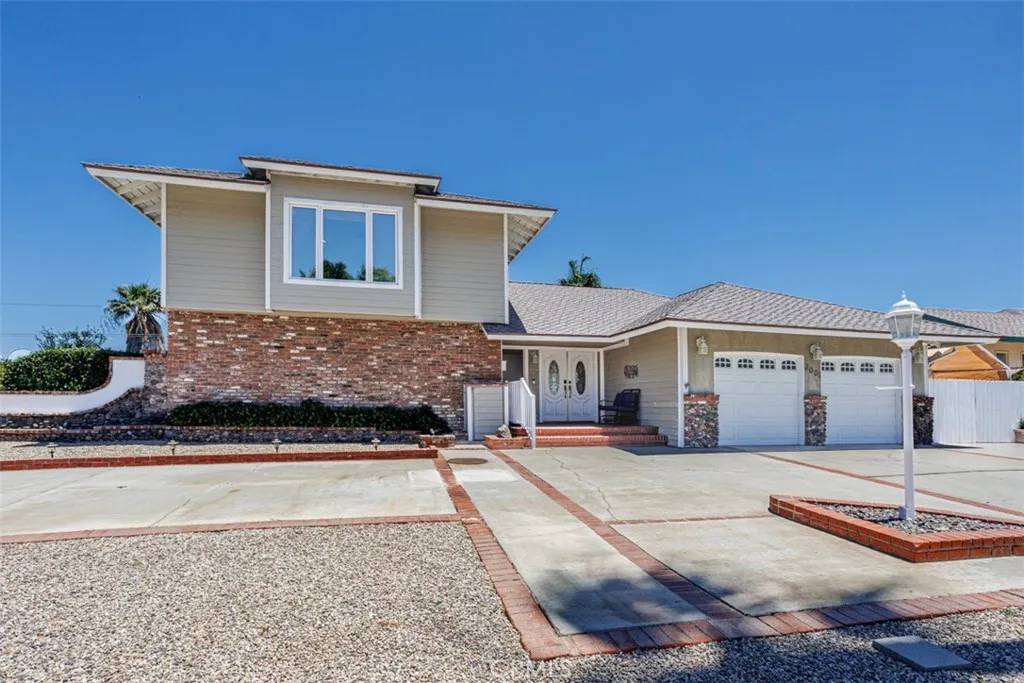 Corona, CA 92882,2001 Cypress Point Drive