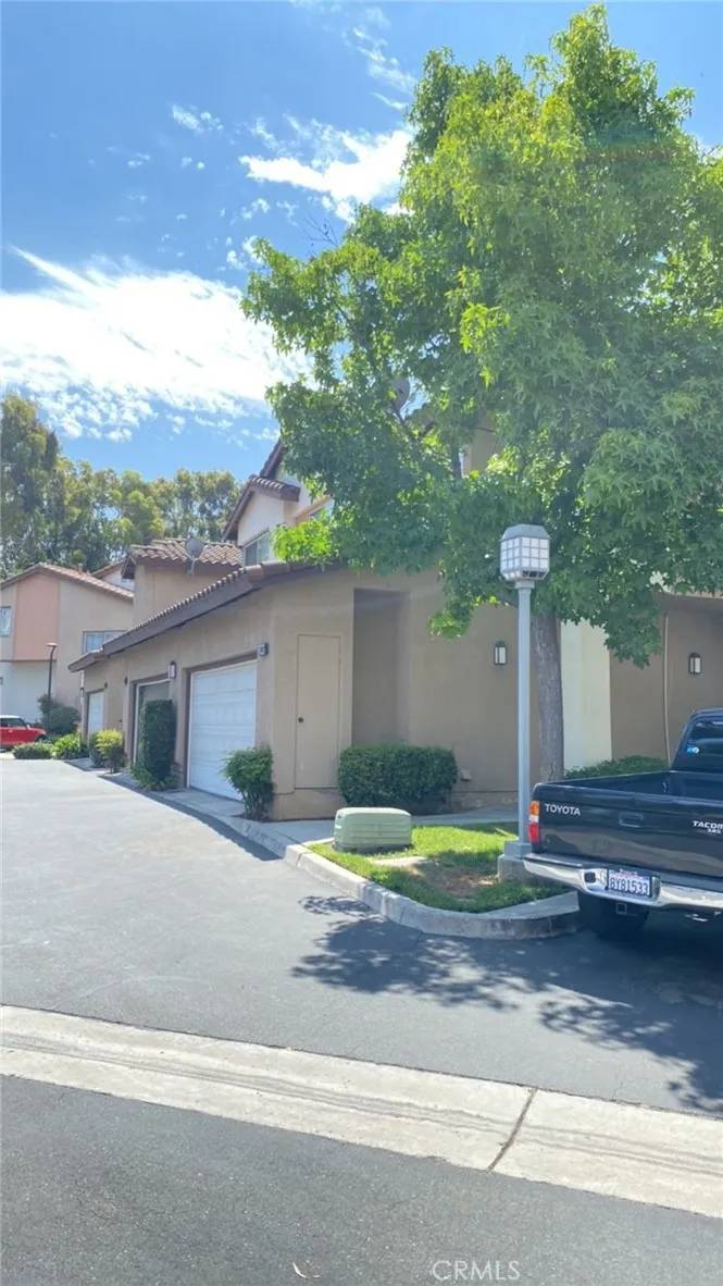 Riverside, CA 92503,13042 Avenida Pescador