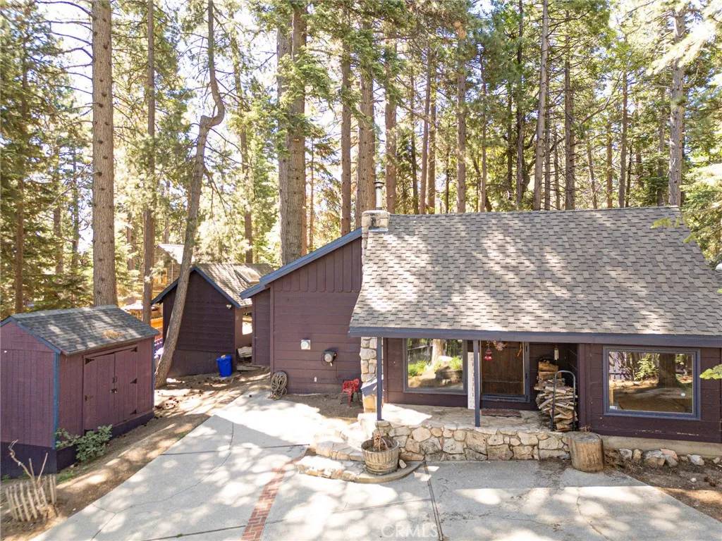 Running Springs, CA 92382,31701 Christmas Tree Lane
