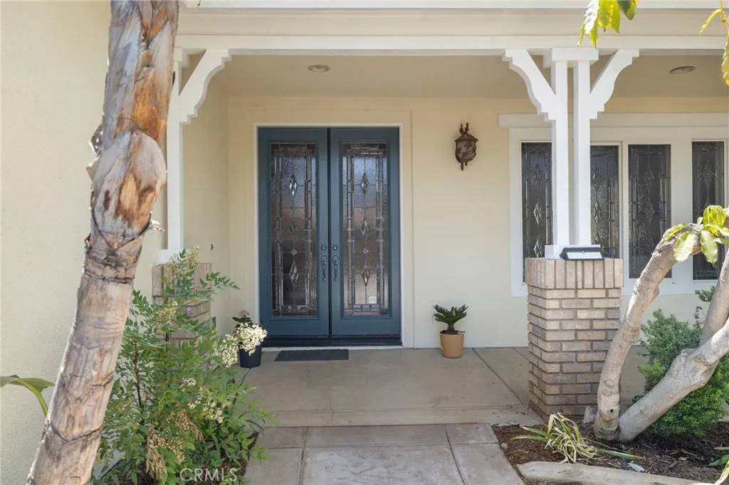 Riverside, CA 92503,2394 Old Heritage Road