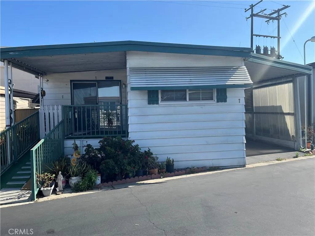 Carson, CA 90745,21425 S Avalon